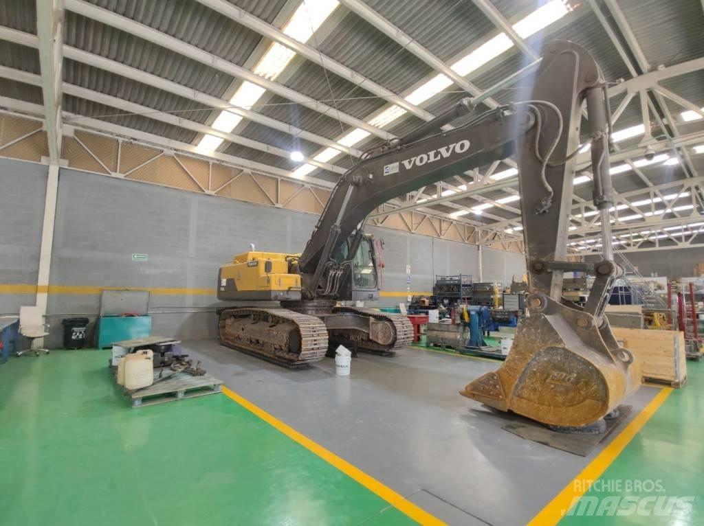 Volvo EC350DL Гусеничні екскаватори
