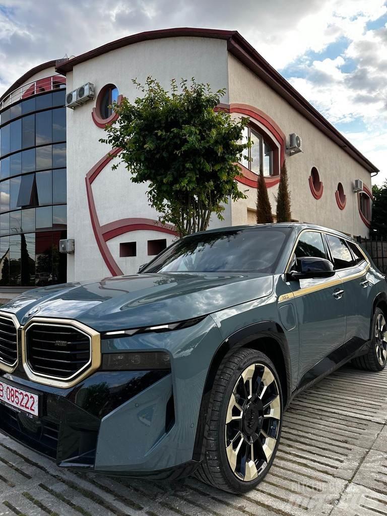 BMW XM Автомобілі