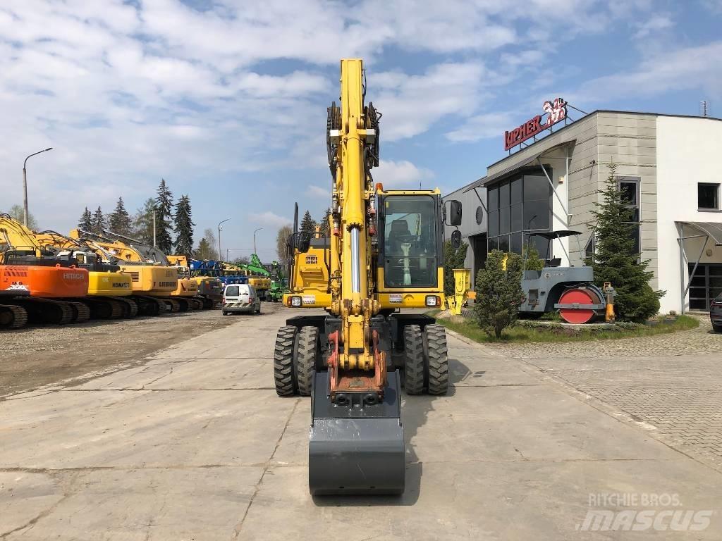 Komatsu PW160-8 Колісні екскаватори