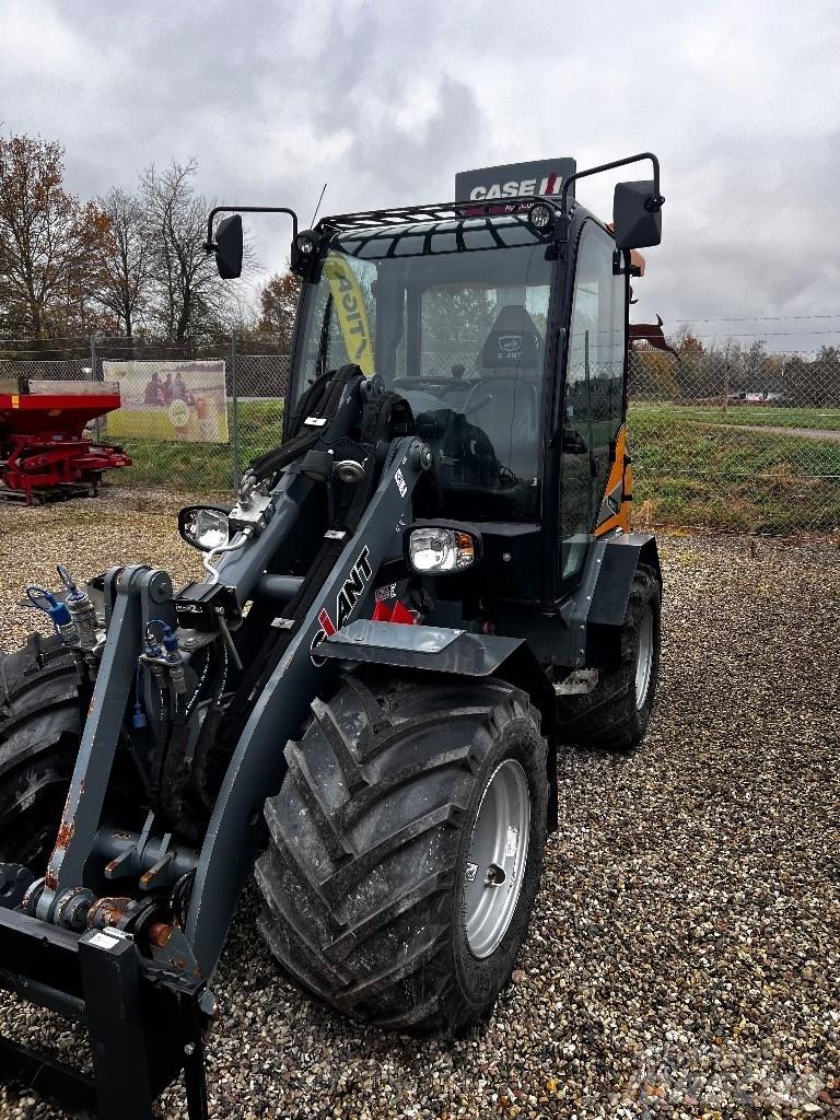 GiANT G3500 Малі навантажувачі
