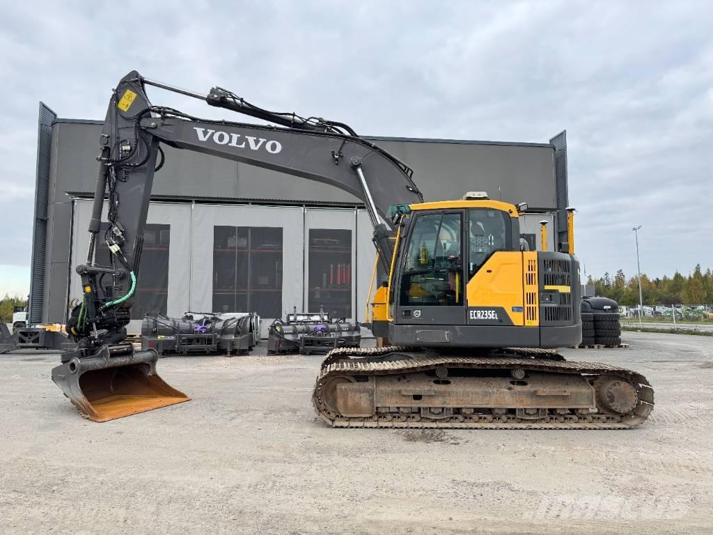 Volvo ECR 235 E Гусеничні екскаватори