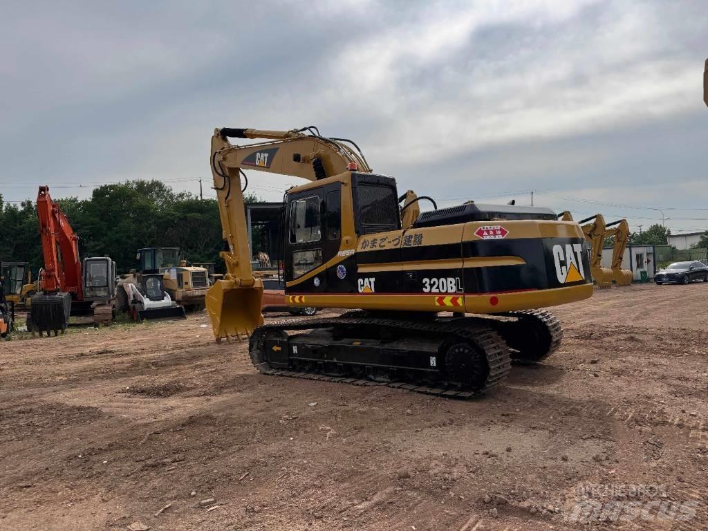 CAT 320 B L Гусеничні екскаватори