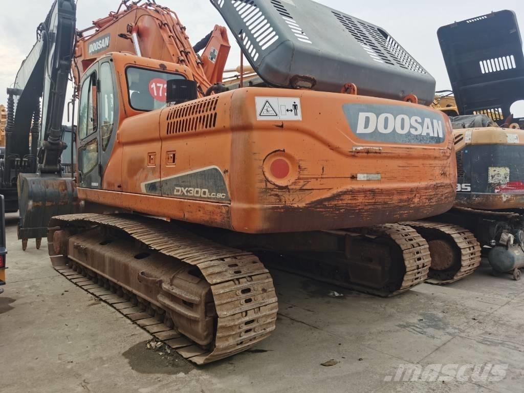 Doosan DX300LC-9C Гусеничні екскаватори