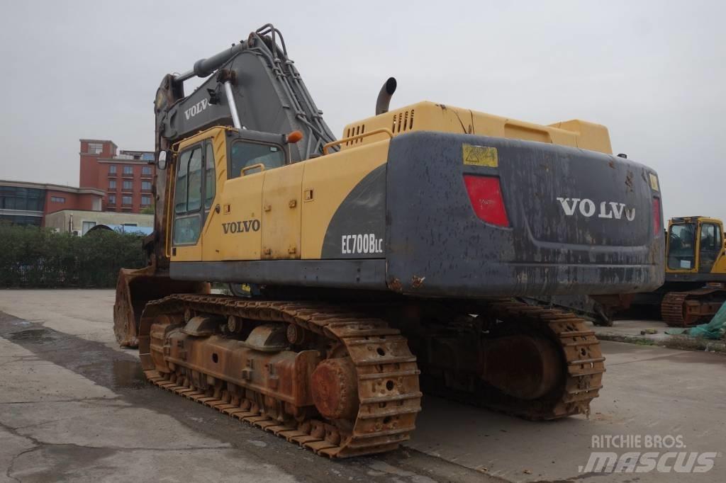 Volvo EC700 Гусеничні екскаватори