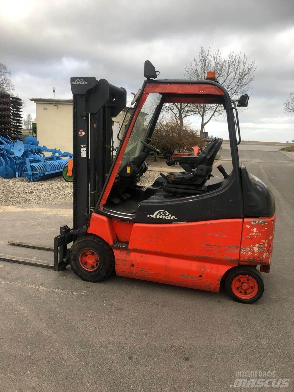 Linde E 25 Електронавантажувачі