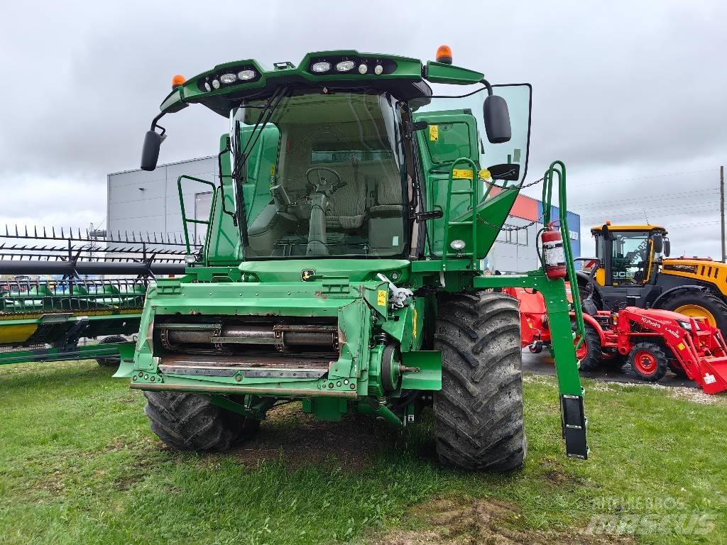 John Deere T 670 i Зернозбиральні комбайни