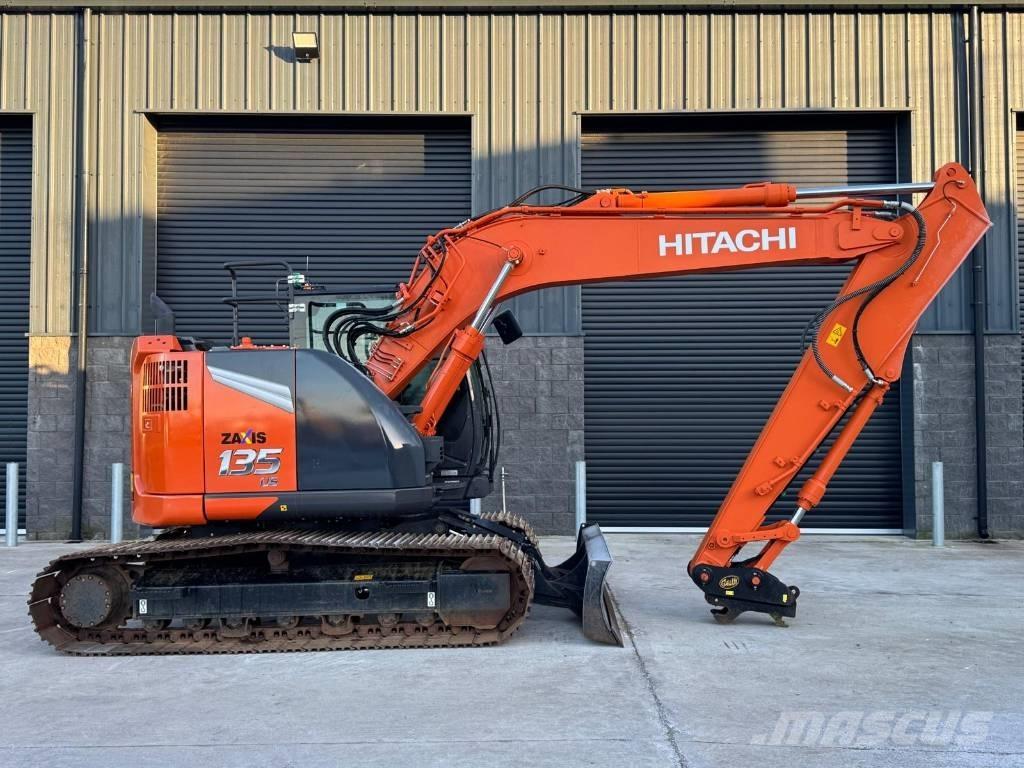 Hitachi ZX 135 US-7 Гусеничні екскаватори