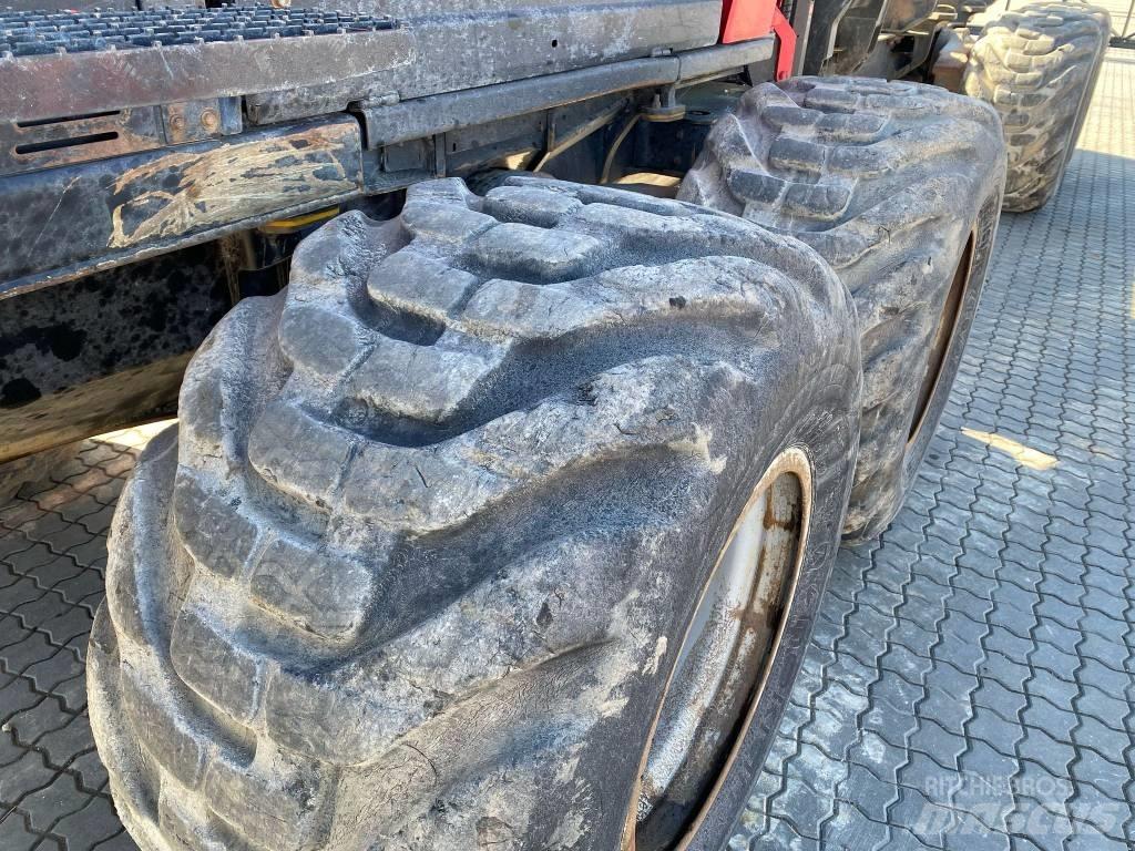Komatsu 875 Форвардери