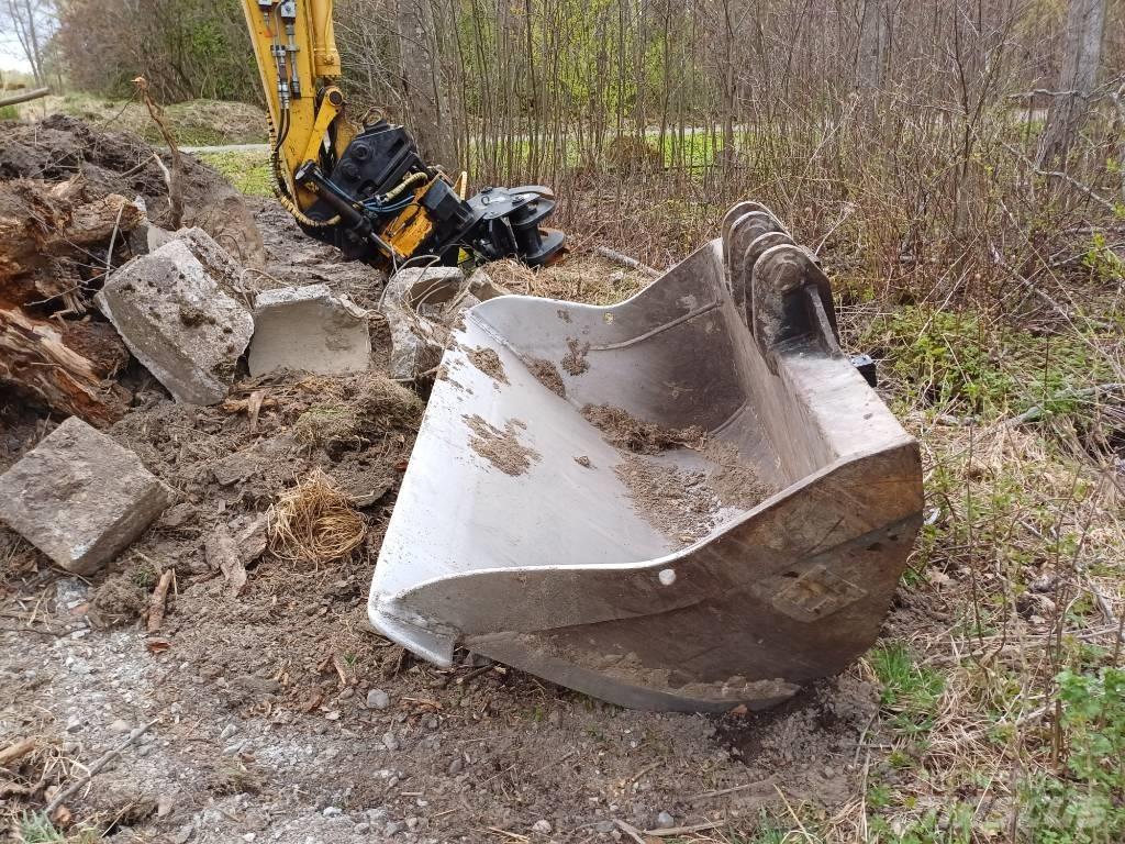 Komatsu PW 160-7E0 Колісні екскаватори
