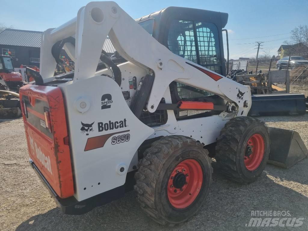 Bobcat 650S Міні-навантажувачі
