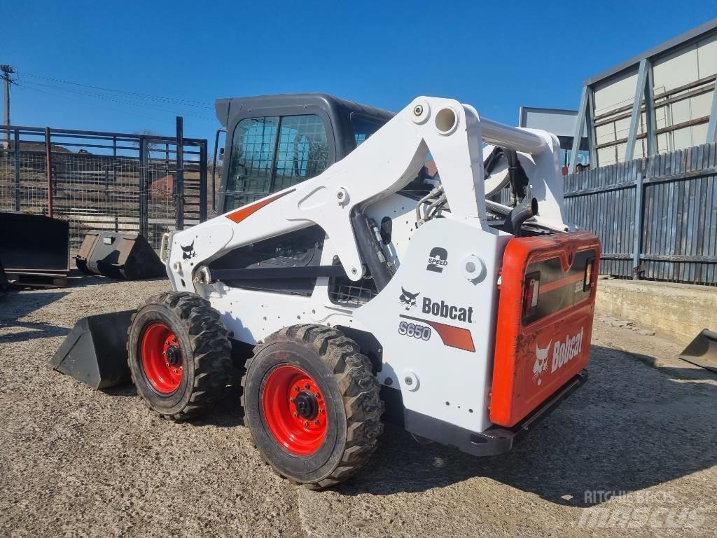 Bobcat 650S Міні-навантажувачі