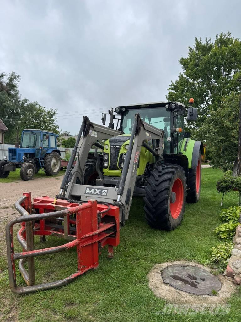 CLAAS Arion 440 Трактори