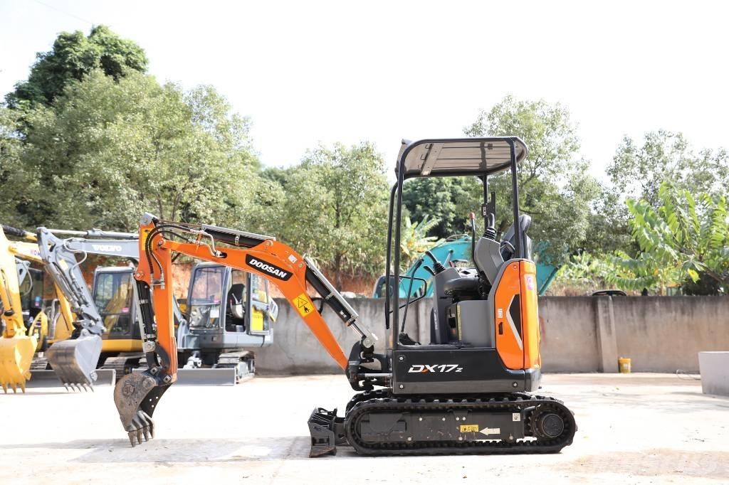 Doosan DX 17 Гусеничні екскаватори