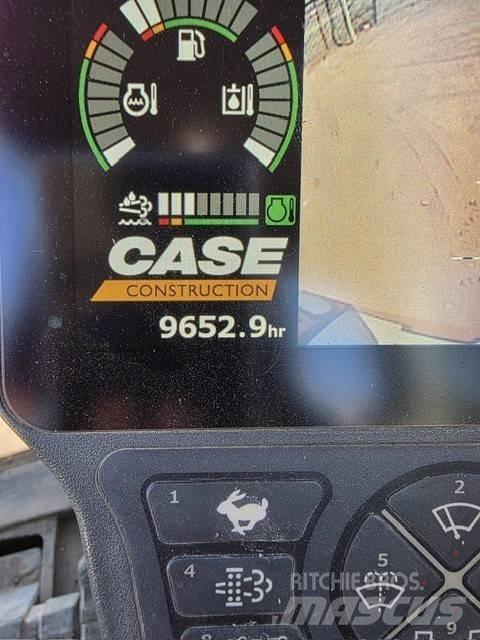 CASE CX 300 D Гусеничні екскаватори