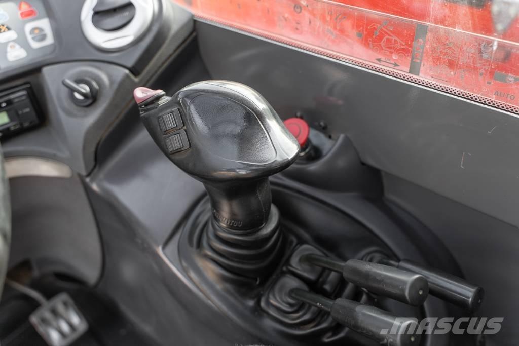 Manitou MT 1440 Телескопічні навантажувачі