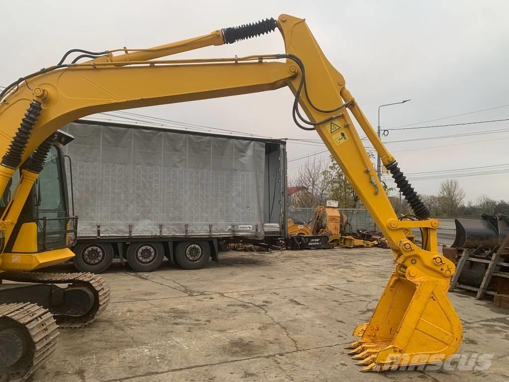 Komatsu PC 130 Гусеничні екскаватори