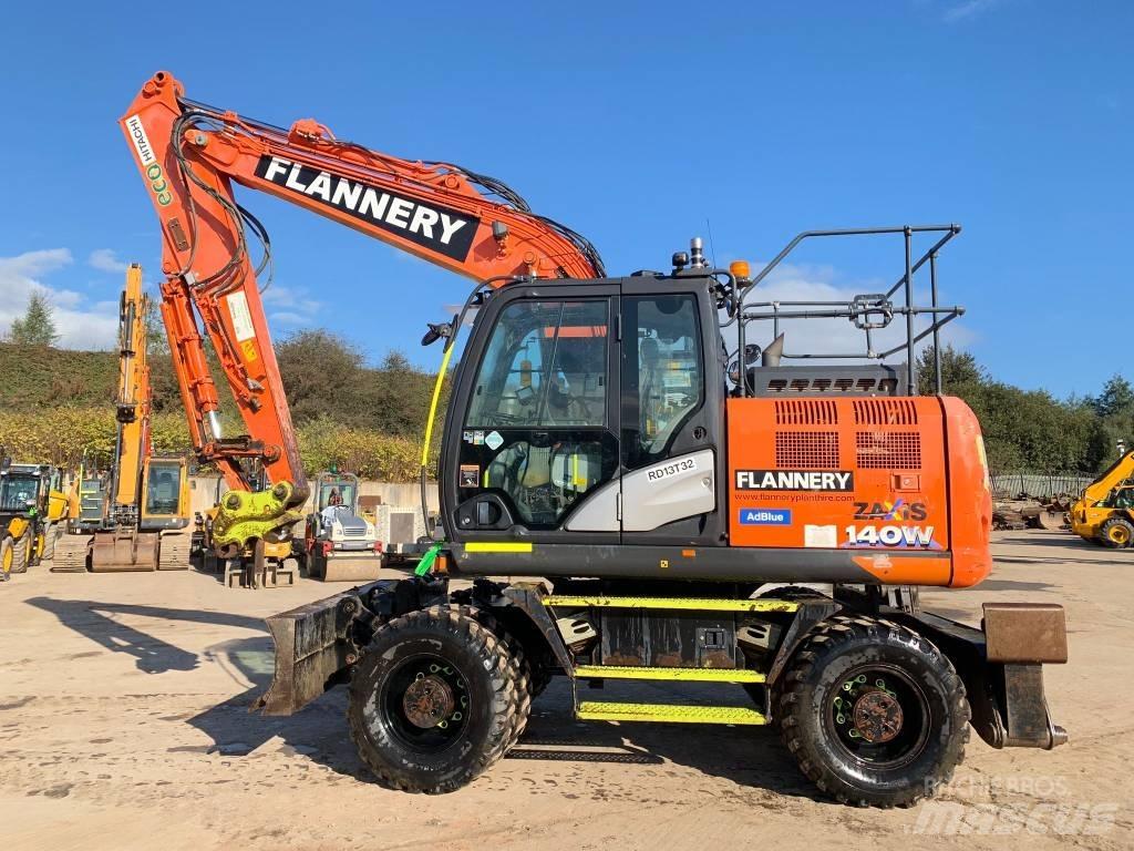 Hitachi ZX 140 W Колісні екскаватори