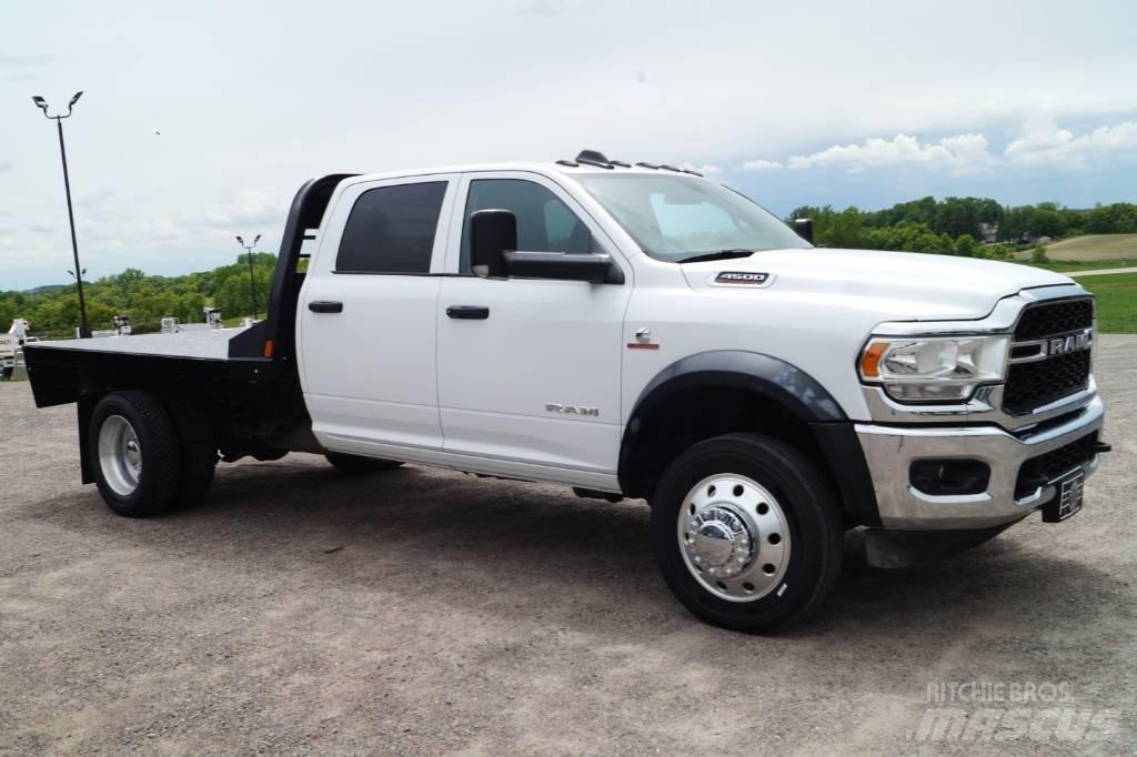 RAM 4500 TRADESMAN Вантажівки-платформи/бокове розвантаження