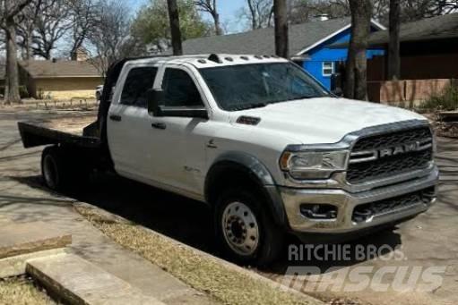 RAM 4500 TRADESMAN Вантажівки-платформи/бокове розвантаження
