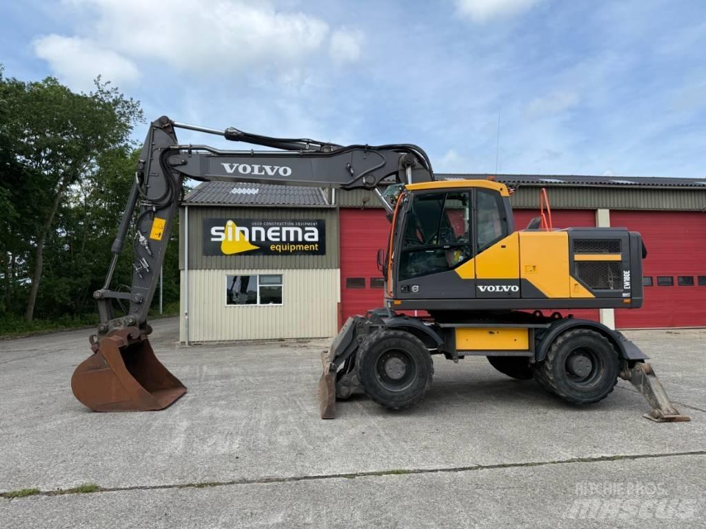 Volvo EW180E Колісні екскаватори