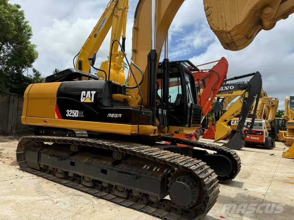 CAT 325 D L Гусеничні екскаватори