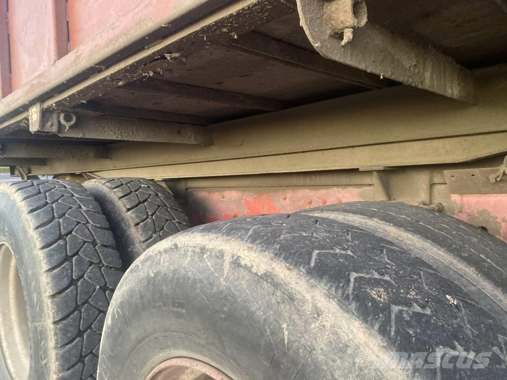 Scania vogntræk Самосвальні причепи