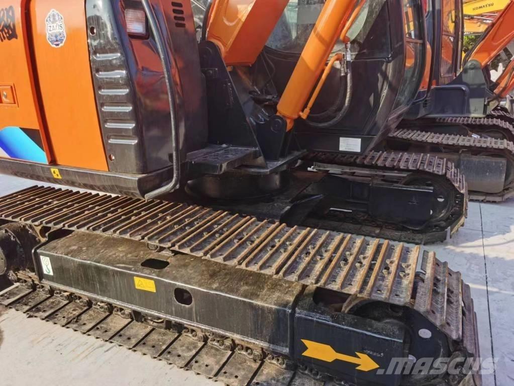Hitachi ZX 70 Міні-екскаватори < 7т