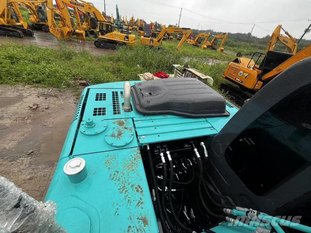 Kobelco SK 140 Гусеничні екскаватори