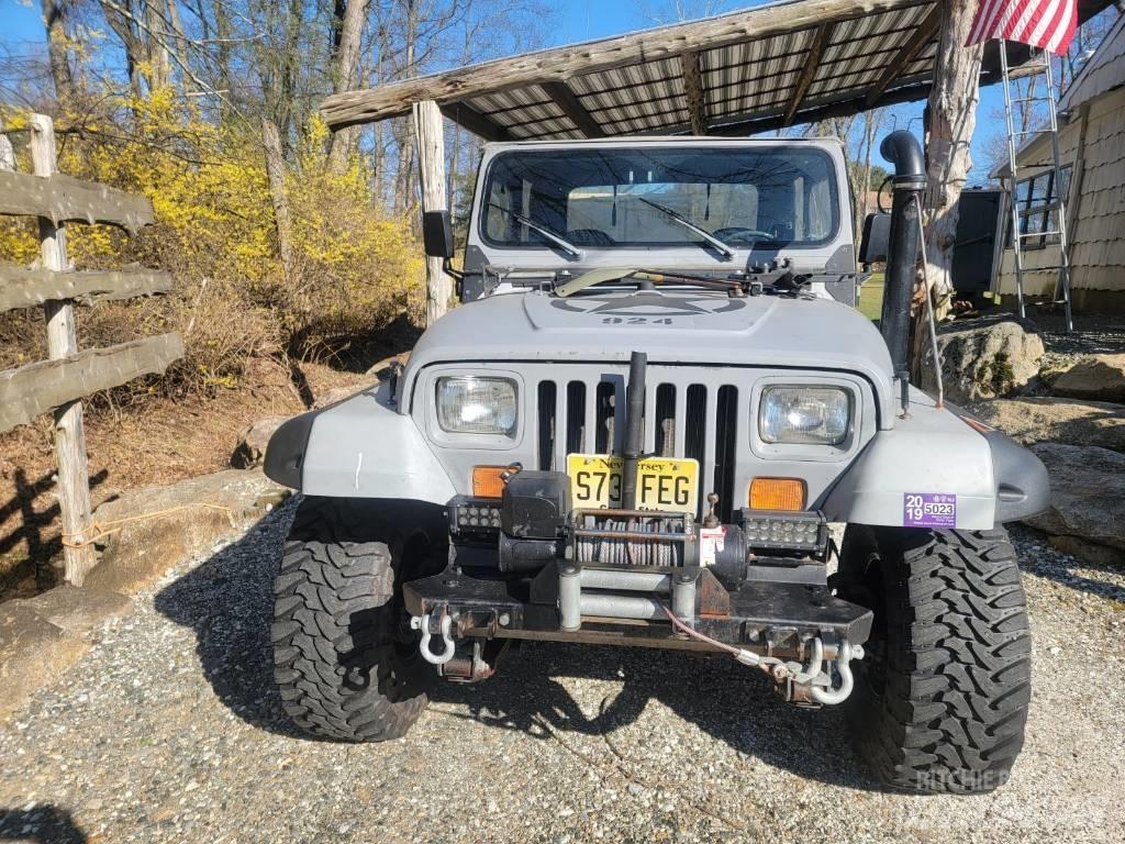 Jeep WRANGLER YJ Будтехніка - Інші