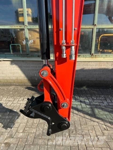 Kubota KX 080-4 Середні екскаватори 7т. - 12т.