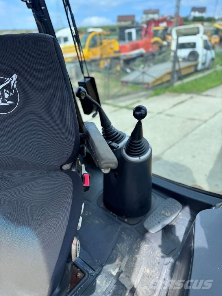 JCB 3CX Екскаватори-навантажувачі