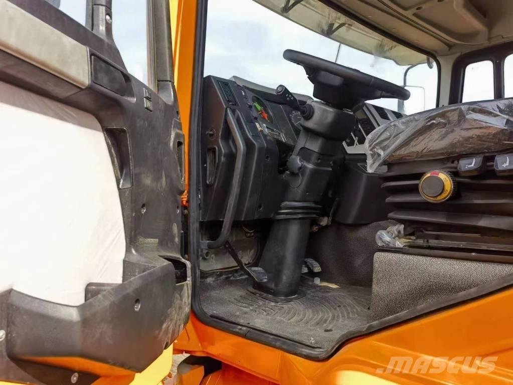 Shacman F3000 6X4 Тягачі