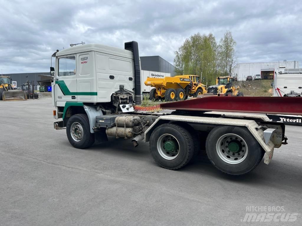 Volvo F 12    Lav km Тягачі