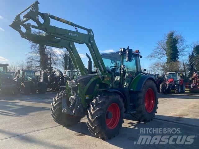 Fendt 516 Vario Трактори