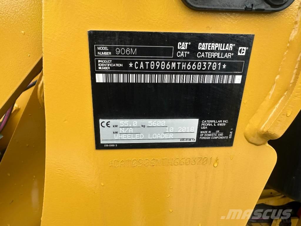 CAT 906 M Фронтальні навантажувачі