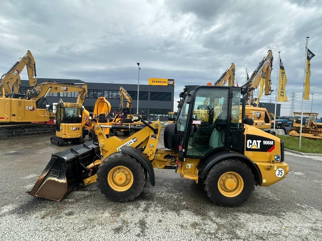 CAT 906 M Фронтальні навантажувачі