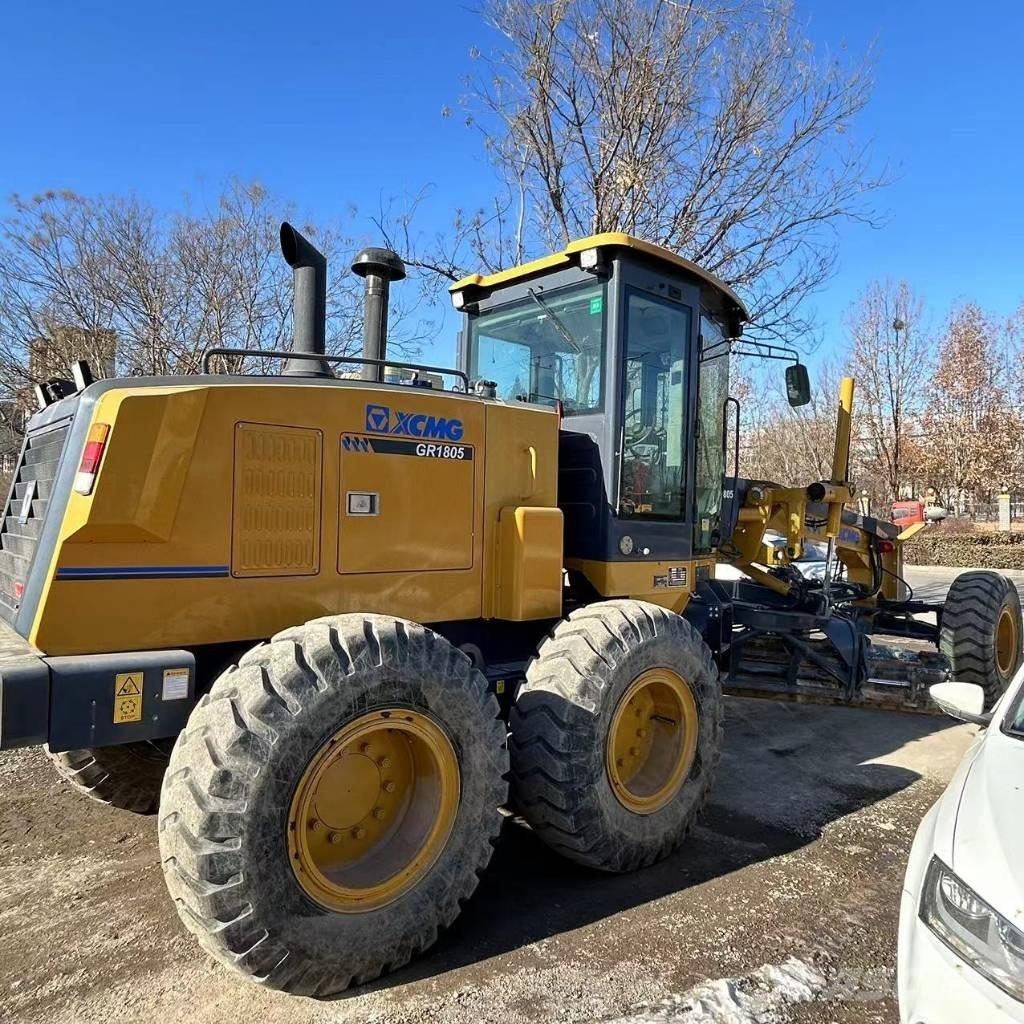 XCMG GR1805 Колісні бульдозери