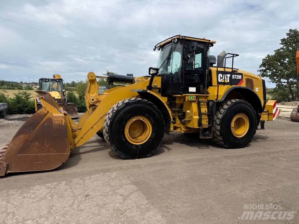 CAT 972 M Фронтальні навантажувачі