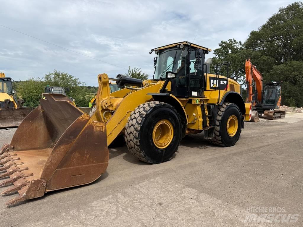 CAT 972 M Фронтальні навантажувачі