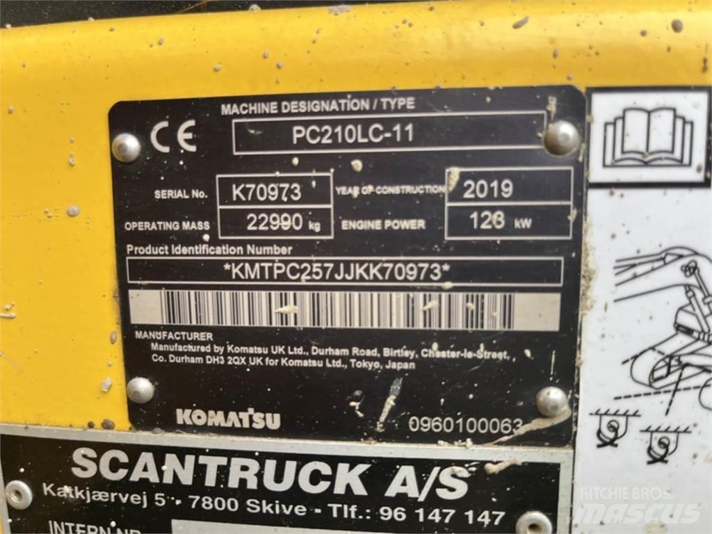 Komatsu PC210LC-11 Гусеничні екскаватори