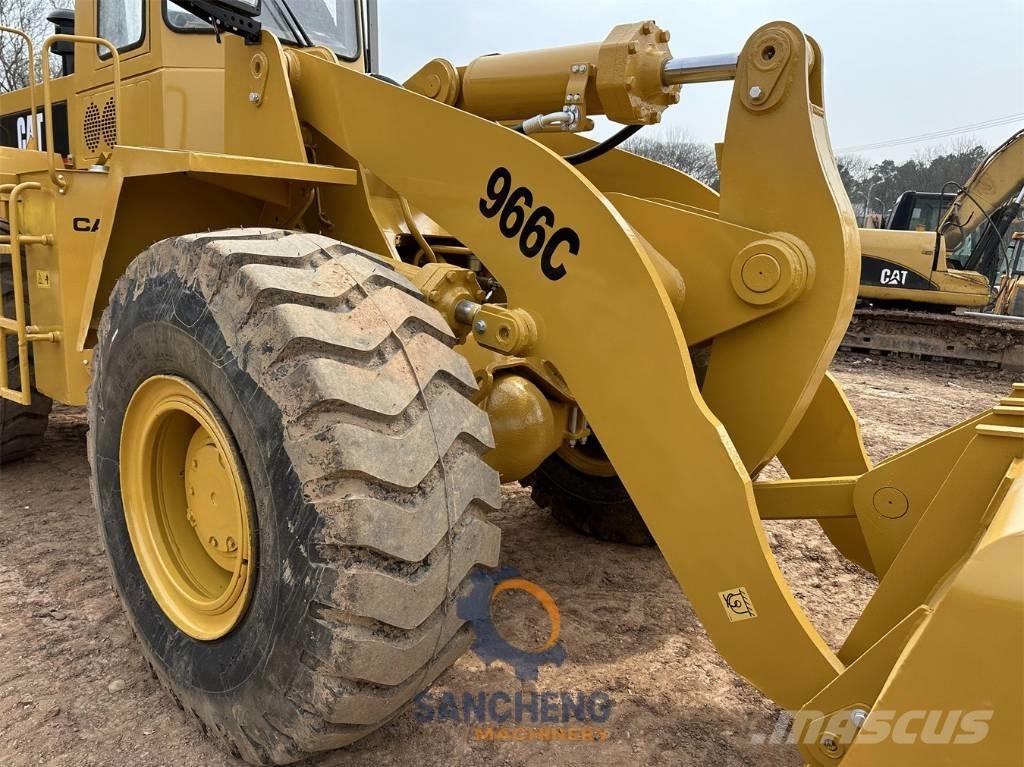 CAT 966 C Фронтальні навантажувачі