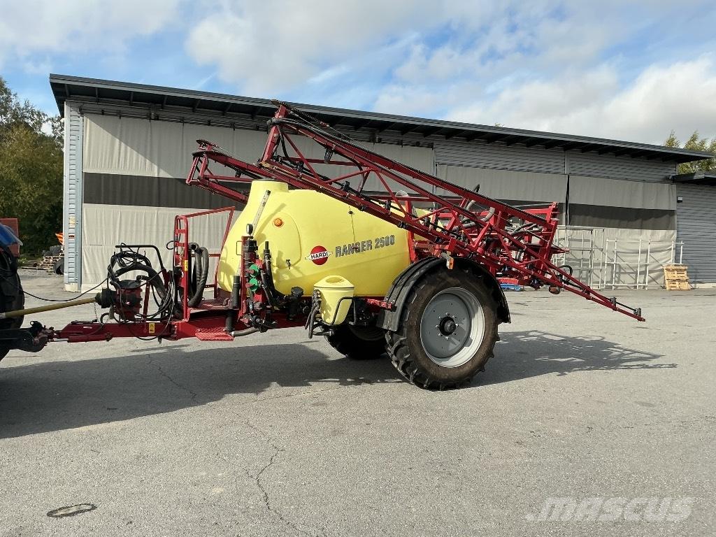 Hardi Ranger 2500 Причіпні обприскувачі