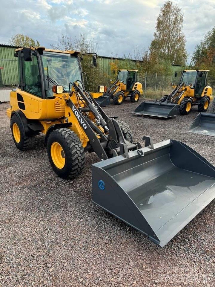 Volvo L 25 F Фронтальні навантажувачі