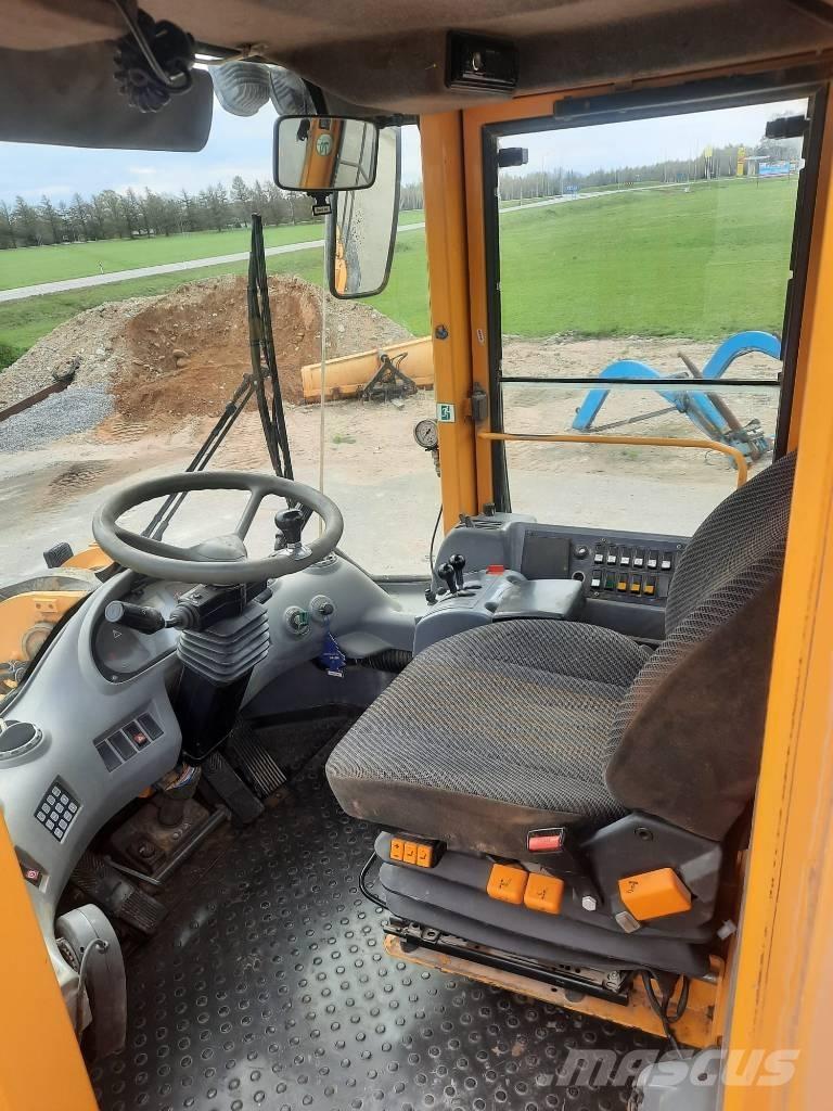 Volvo L 180 E Фронтальні навантажувачі