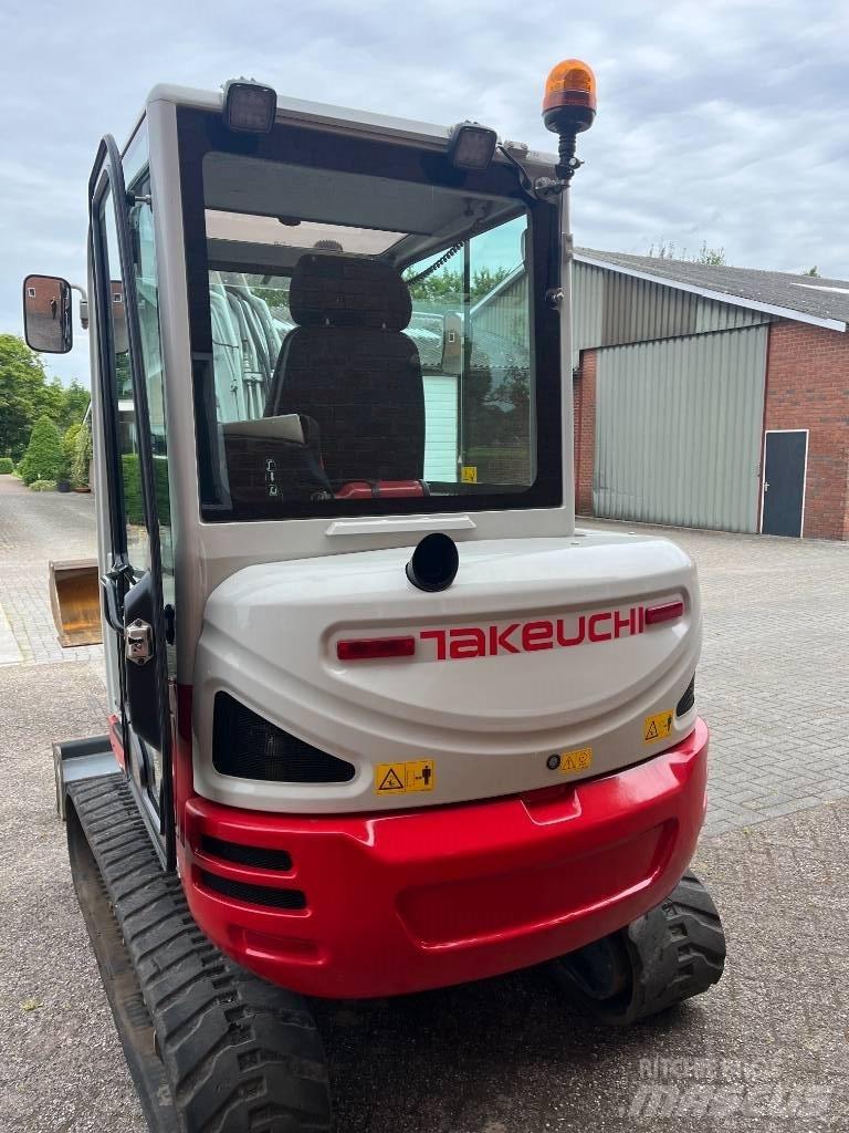 Takeuchi tb235-2 Міні-екскаватори < 7т