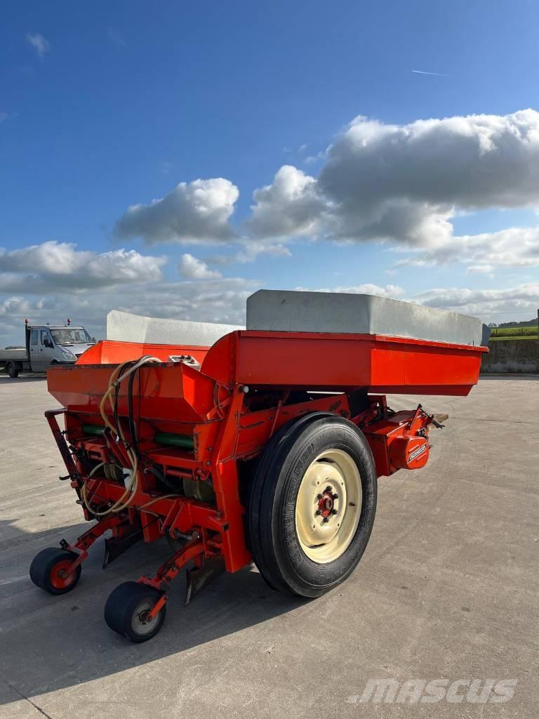 Structural PM 20 Картоплесаджалки