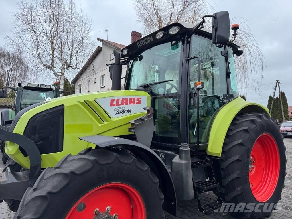 CLAAS ARION 420 CIS Трактори