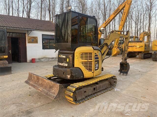 Komatsu PC35MR-2 Гусеничні екскаватори