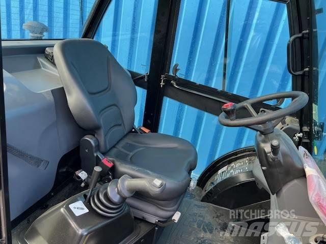 Manitou MC25-4 Телескопічні навантажувачі