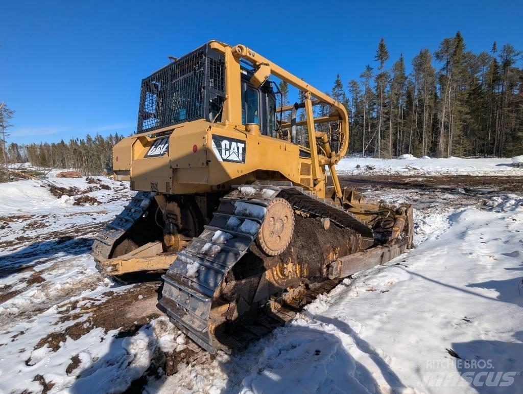 CAT D 6 T LGP Гусеничні бульдозери